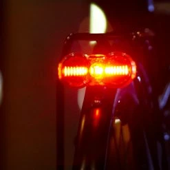 Busch-mueller Feu Arrière TOPLIGHT Flat S Plus à Diode Dynamo 9 Busch-mueller Feu Arrière TOPLIGHT Flat S Plus à Diode Dynamo -Vélo Électrique Soldes Magasin 329S TOPLIGHT Flat S Actionbild neu