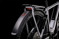 Cube Kathmandu Hybrid SL 750 Polarsilver´n´black 10 Cube Kathmandu Hybrid SL 750 Polarsilver´n´black -Vélo Électrique Soldes Magasin 531303 D2