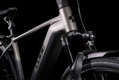 Cube Kathmandu Hybrid SLT 750 Grey´n´teak -Vélo Électrique Soldes Magasin 531353 D5