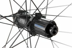 Dt-swiss Roue Arrière HU 1900 Spline® 29" 25mm CL Boost -Vélo Électrique Soldes Magasin DTSwiss HU 1900 ProductDetail Hub 001 1920pxBkSDEGDAVellT