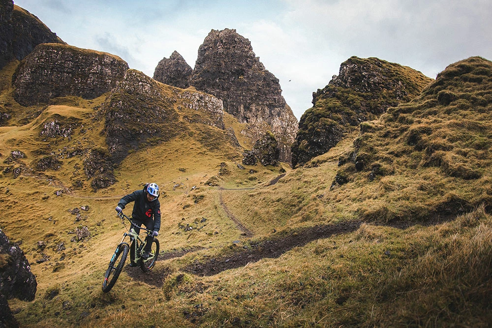 Santa Cruz Heckler C S 7 Santa Cruz Heckler C S – Image 5