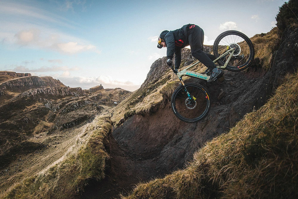 Santa Cruz Heckler C S 8 Santa Cruz Heckler C S – Image 6