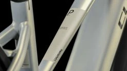 Cube Touring Hybrid Pro 500 Lady Pearlysilver'n'black -Vélo Électrique Soldes Magasin cube 631111 20118993 Touring Hybrid Pro 500 Lady pearlysilver n black 3