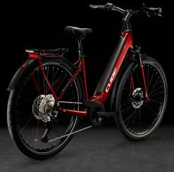 Cube Touring Hybrid EXC 500 Easy Entry Red'n'white -Vélo Électrique Soldes Magasin cube 631161 20119023 Touring Hybrid EXC 500 Easy Entry red n white 2