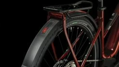 Cube Touring Hybrid EXC 625 Lady Red'n'white 12 Cube Touring Hybrid EXC 625 Lady Red'n'white -Vélo Électrique Soldes Magasin cube 631162 20119027 Touring Hybrid EXC 625 Lady red n white 5